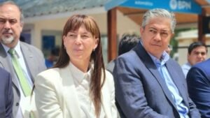 Gobernador Rolando Figueroa