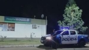 Policías se convirtieron en héroes al salvar la vida de una nena de 2 años con RCP camino a El Chocón