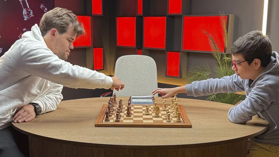 Faustino Oro hizo historia: a los 12 años venció a Magnus Carlsen, el número 1 del mundo