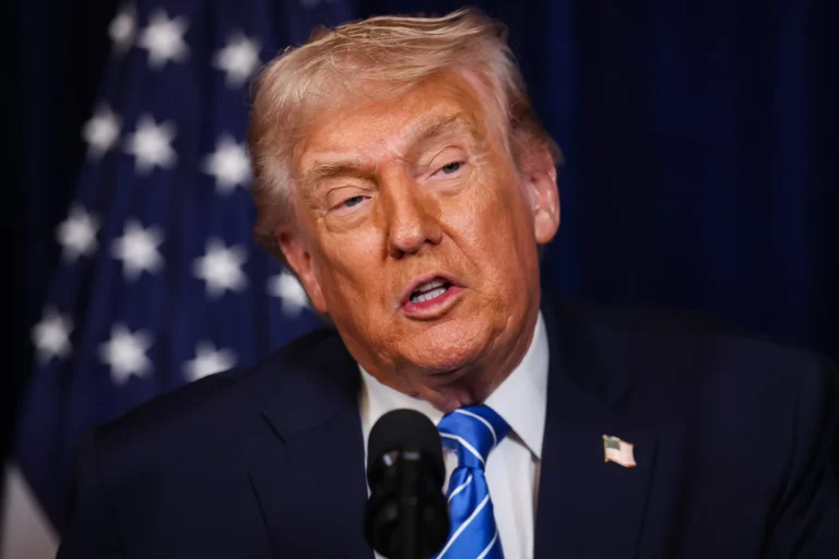 Donald Trump evitó respaldar al Reino Unido por Malvinas y volvió a cuestionar a Londres