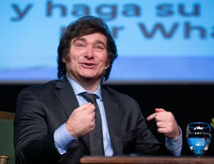Javier Milei negó que haya una recesión y cuestionó a quienes reclaman un dólar más caro