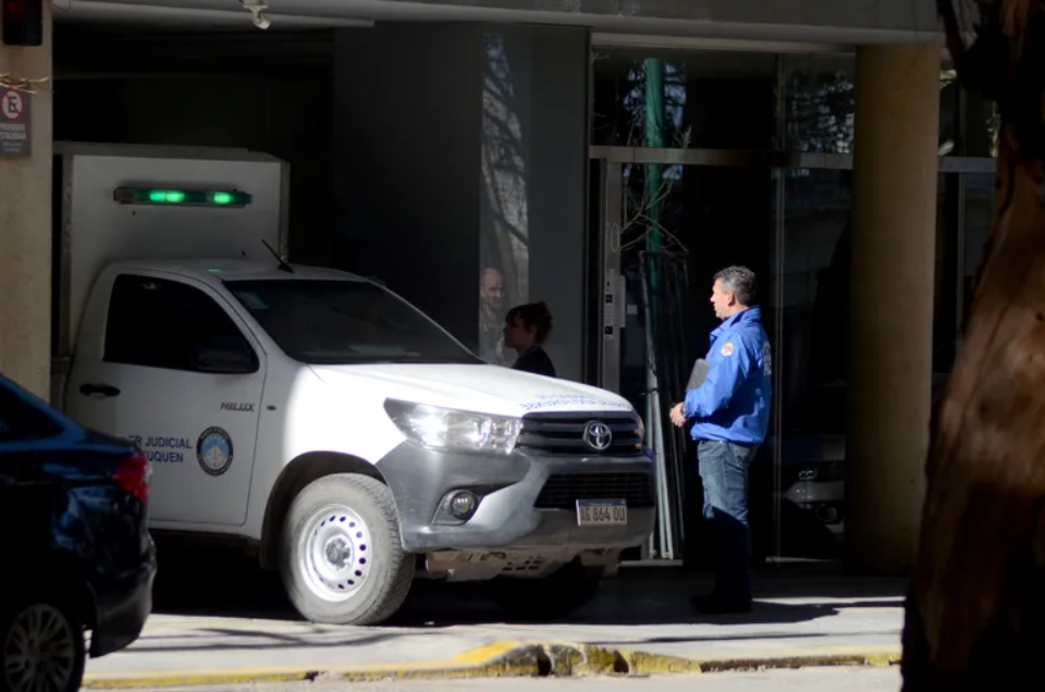 Cómo avanza la investigación por la muerte de un hombre en el centro de Neuquén Cómo avanza la investigación por la muerte de un hombre en el centro de Neuquén