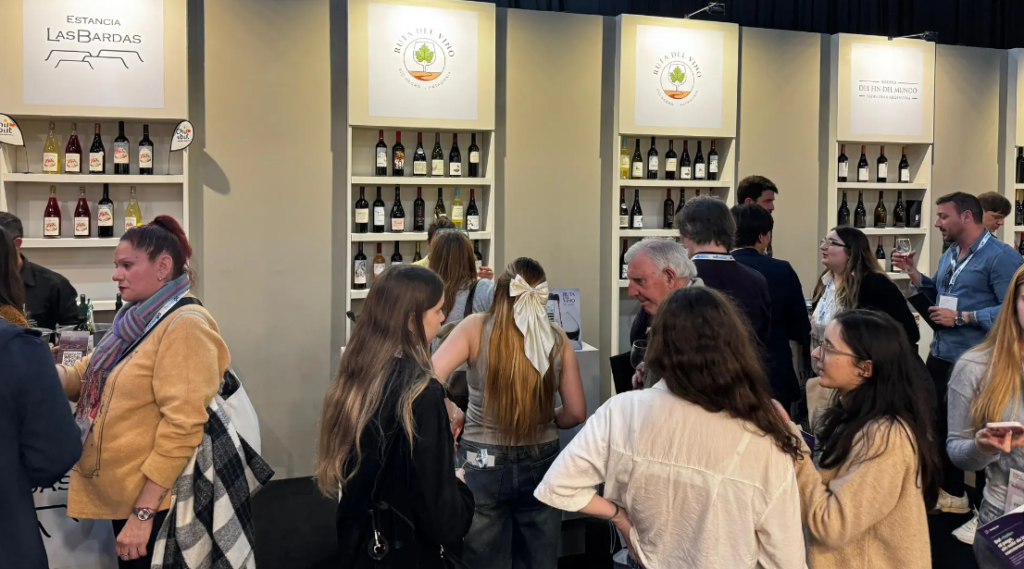 Río Negro llevó sus vinos y experiencias enoturísticas a la principal feria gastronómica del país