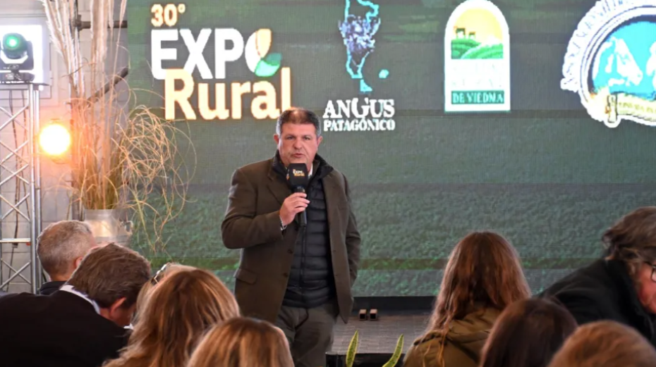 La Expo Rural de Viedma abrió con foco en inversiones y nuevas herramientas para el campo