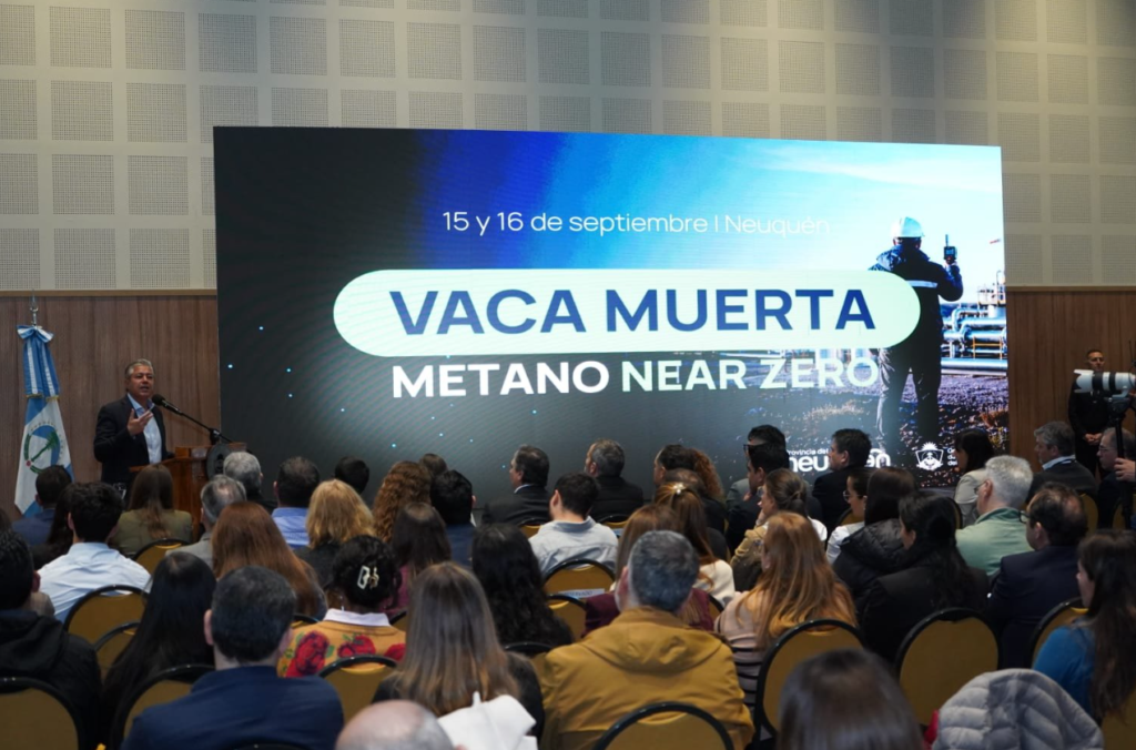 Figueroa destacó el desafío de avanzar hacia una Vaca Muerta con menos emisiones