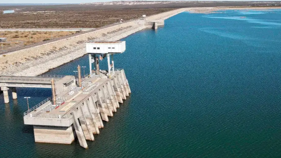 Río Negro planifica el abastecimiento de agua para la expansión de Vaca Muerta 