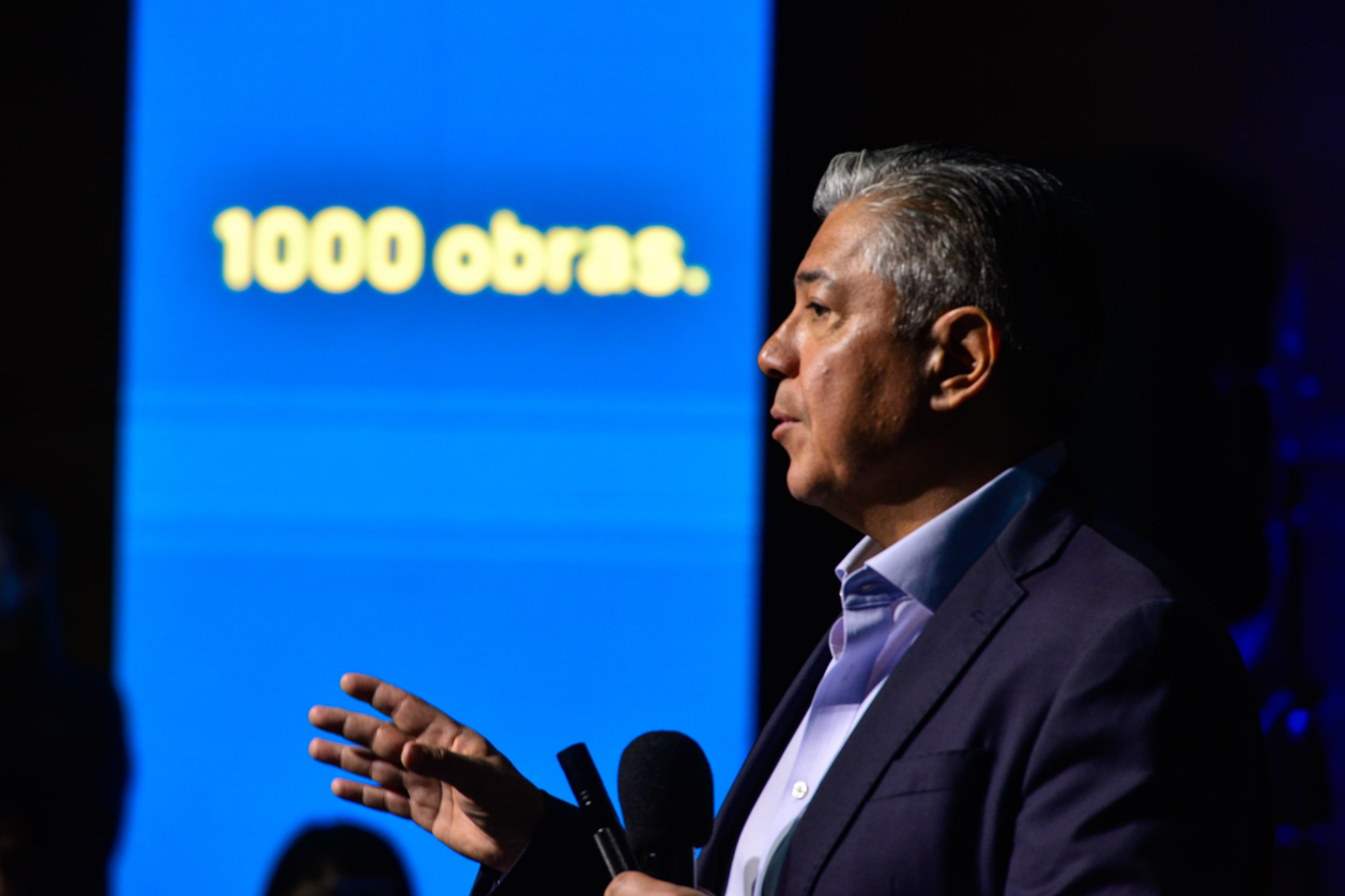 Figueroa defendió el nuevo esquema de recursos y destacó el trabajo de los intendentes neuquinos Figueroa defendió el nuevo esquema de recursos y destacó el trabajo de los intendentes neuquinos