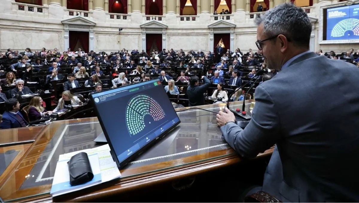 Diputados: la oposición logró quórum y aceleró el tratamiento de la emergencia en Discapacidad y el endeudamiento familiar Diputados: la oposición logró quórum y aceleró el tratamiento de la emergencia en Discapacidad y el endeudamiento familiar