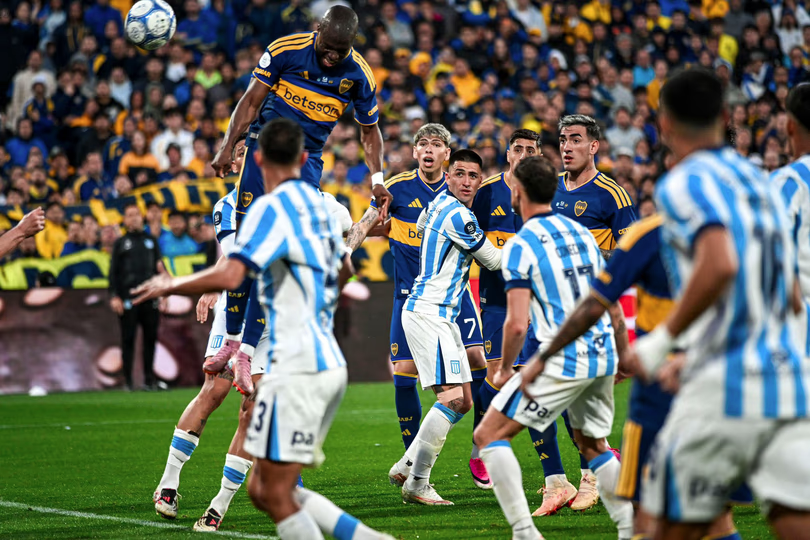 Boca remontó a Racing con un Valencia imparable y avanzó a semifinales de la Copa Argentina