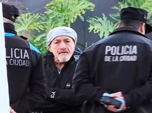 Gustavo Sofovich chocó contra una moto en Palermo: una joven fue hospitalizada y el test de alcoholemia dio negativo
