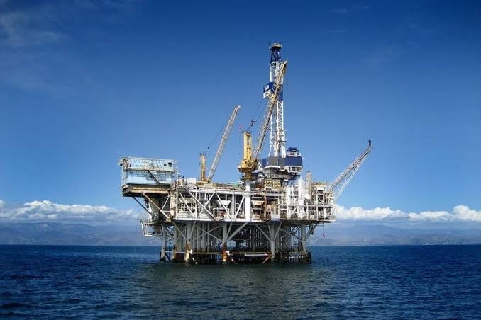 Tres gigantes petroleras se bajaron de proyectos en Malvinas y ratificaron que cumplirán la ley argentina