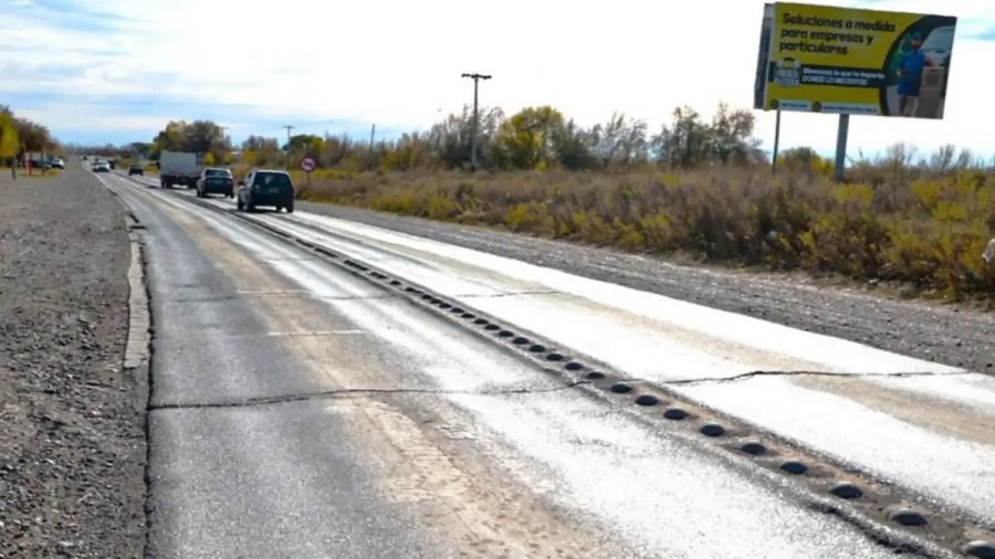 Obra clave en el Alto Valle: promulgaron la ley que destina .000 millones para reparar las rutas 22 y 151