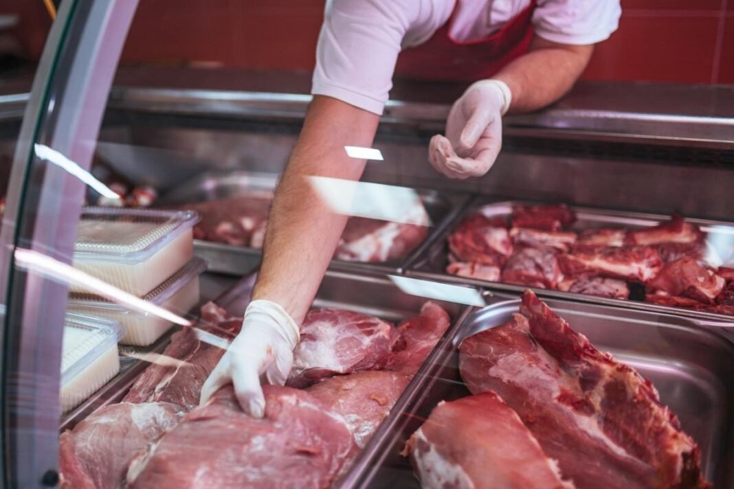 La carne vacuna perdió lugar en la mesa de los argentinos: el consumo cayó 9,5 La carne vacuna perdió lugar en la mesa de los argentinos: el consumo cayó 9,5