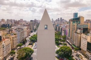 Cielo algo nublado y máxima de 19°C: así estará el clima este martes en Buenos Aires