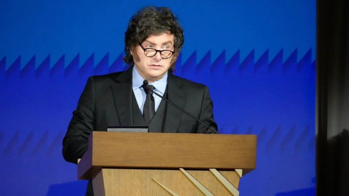 Encuesta: la imagen negativa de Javier Milei trepó al 56% tras sus polémicos dichos sobre quienes no llegan a fin de mes Encuesta: la imagen negativa de Javier Milei trepó al 56% tras sus polémicos dichos sobre quienes no llegan a fin de mes