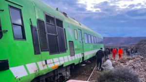 Descarriló el Tren Patagónico cerca de Comallo y evacuaron a 46 pasajeros que viajaban a Bariloche