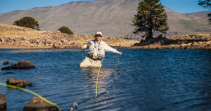 Pesca deportiva en Neuquén: cuánto cuestan los permisos para la temporada 2026-2027