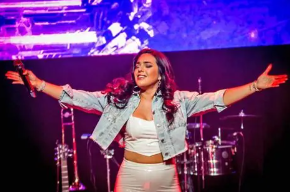 Cutral Co celebra sus 93 años con Angela Leiva y Emanero: horarios y cómo disfrutar los shows gratis