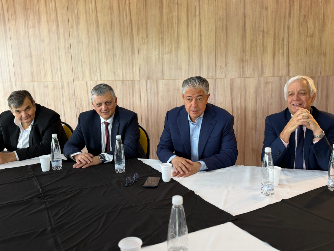 Compre Neuquino: Figueroa y YPF buscan sumar más empresas locales a Vaca Muerta Compre Neuquino: Figueroa y YPF buscan sumar más empresas locales a Vaca Muerta