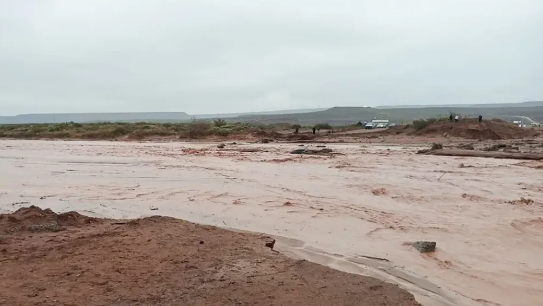 Ruta 5: buscan una solución provisoria para evitar los cortes por las crecidas del arroyo Carranza Ruta 5: buscan una solución provisoria para evitar los cortes por las crecidas del arroyo Carranza