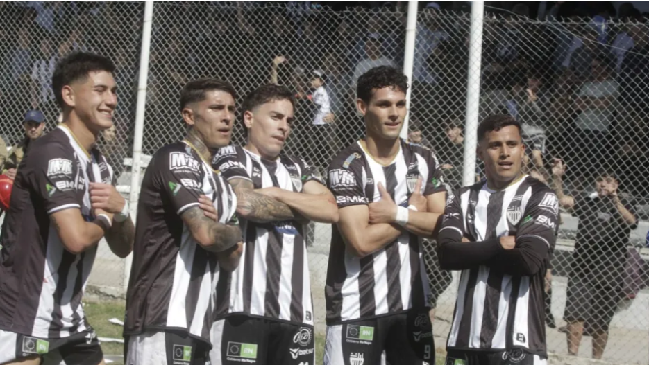 Cipolletti, a un paso de la gloria: este domingo juega la final