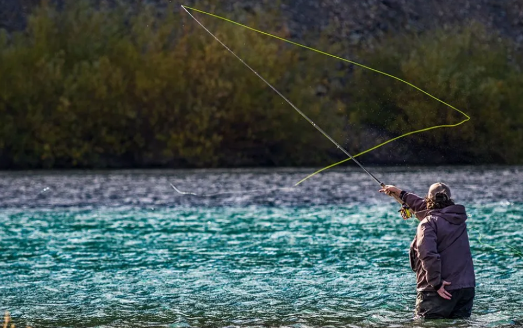 Temporada de pesca en Neuquén: cuánto cuestan los permisos y cuáles son las multas Temporada de pesca en Neuquén: cuánto cuestan los permisos y cuáles son las multas