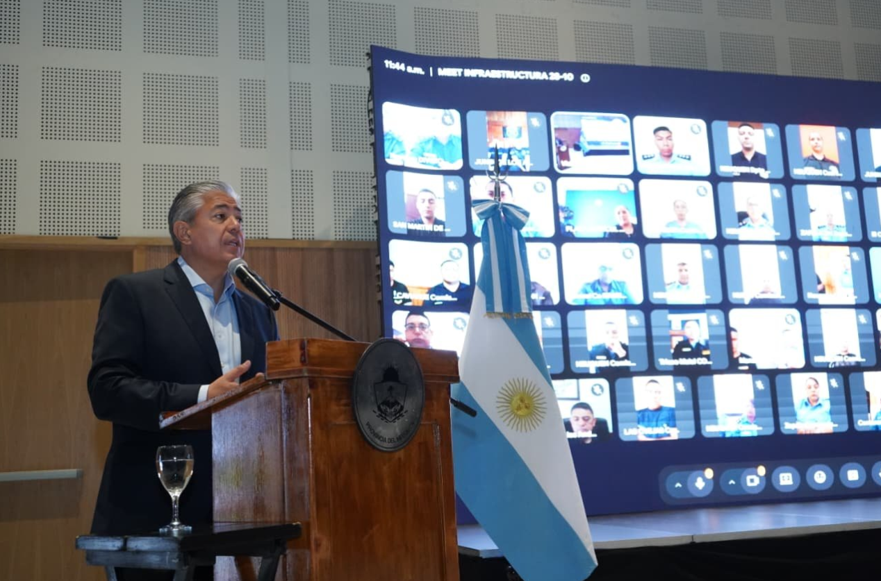Construir Seguridad: Figueroa presentó un programa para mejorar las dependencias policiales Construir Seguridad: Figueroa presentó un programa para mejorar las dependencias policiales