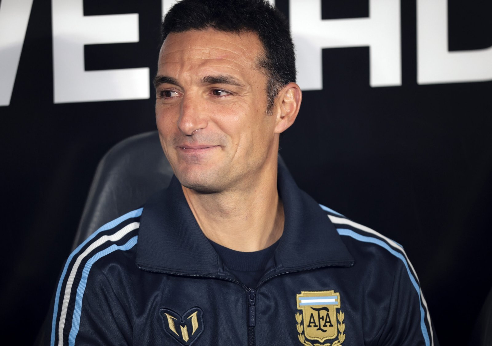 La confesión más emotiva de Scaloni sobre Messi: “Nunca pensé que iba a ser DT del mejor jugador de la historia” La confesión más emotiva de Scaloni sobre Messi: “Nunca pensé que iba a ser DT del mejor jugador de la historia”