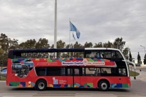 Turismo urbano en Neuquén: lanzan nuevos paseos guiados y experiencias especiales para descubrir la capital