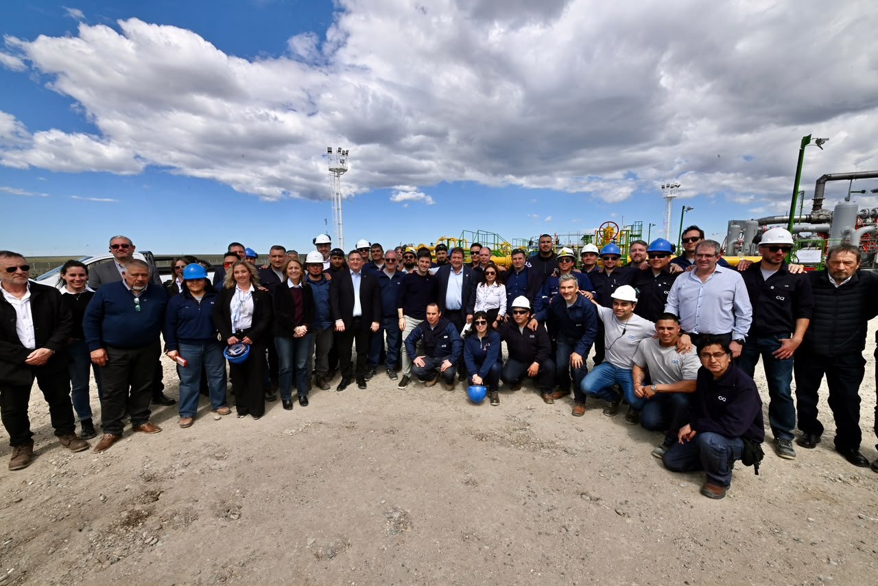 Torres, Weretilneck y Figueroa inauguraron las obras de repotenciación del Sistema Cordillerano Patagónico Torres, Weretilneck y Figueroa inauguraron las obras de repotenciación del Sistema Cordillerano Patagónico