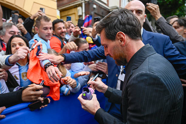 La revolución que provocó Messi en Oviedo antes de recibir el Premio Princesa de Asturias