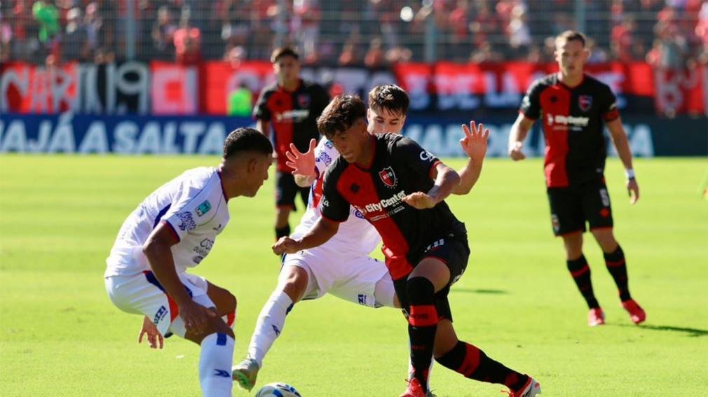 San Lorenzo recibe a Newell’s en un duelo clave por la clasificación a los playoffs del Torneo Clausura: hora, TV y formaciones