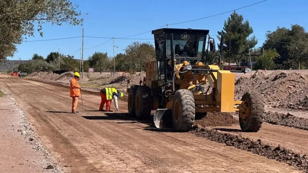 Más obra pública para Viedma: Río Negro licitará servicios para 302 lotes